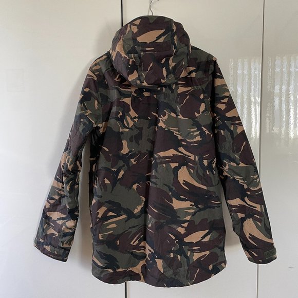 Men's Burton GORE-TEX Radial Insulated Snow Jacket - Picture 3 of 16